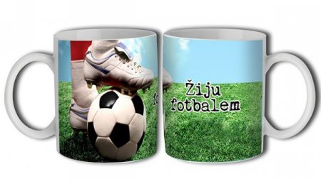 Hrnek Žiju fotbalem